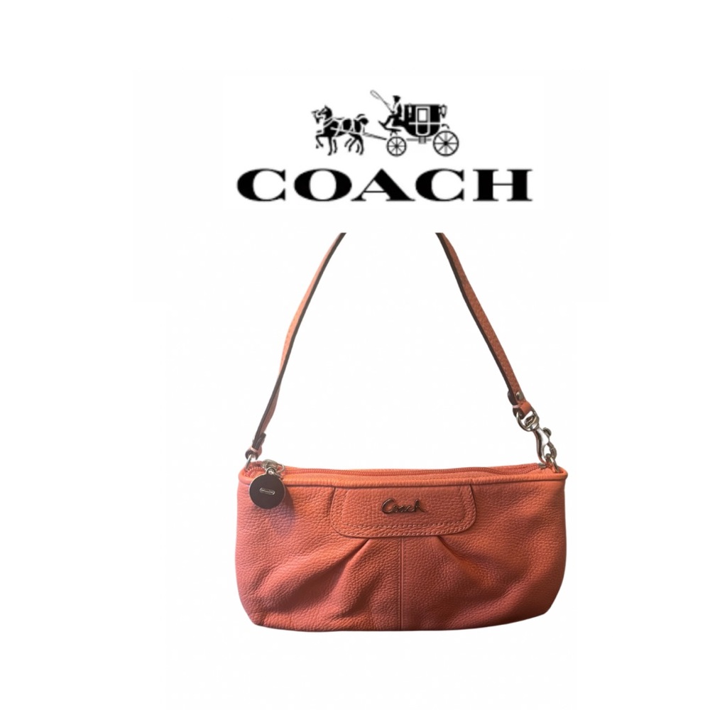 Coach EUC Coral Pebbled Leather Zip Up Wristlet Wallet Clutch Bag